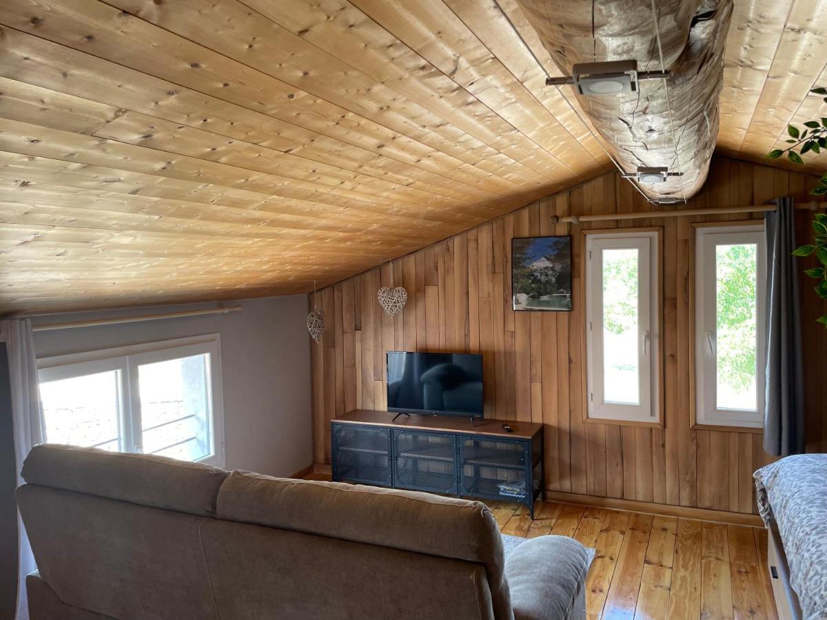 Sublime Studio De Caractere ,50 M2 Climatise . Montlaur-en-Diois Экстерьер фото